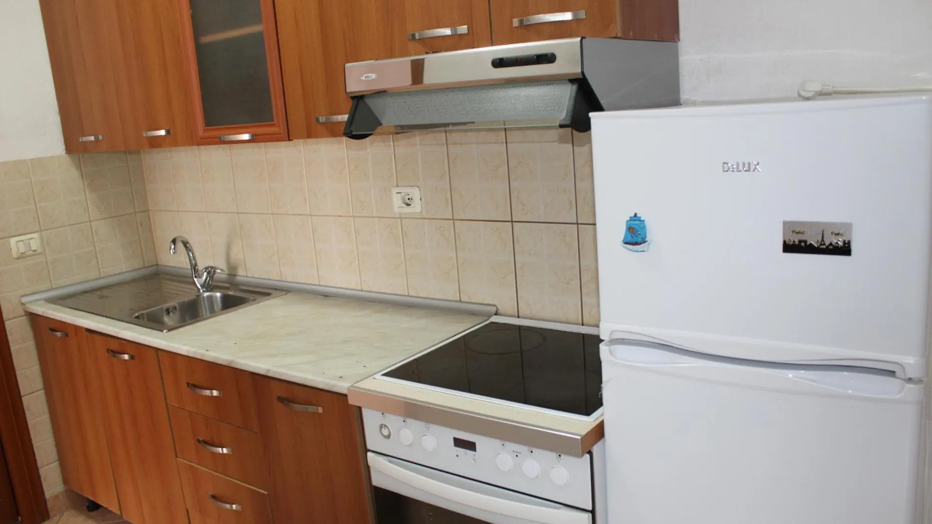 Haus Family Apartment Τίρανα
