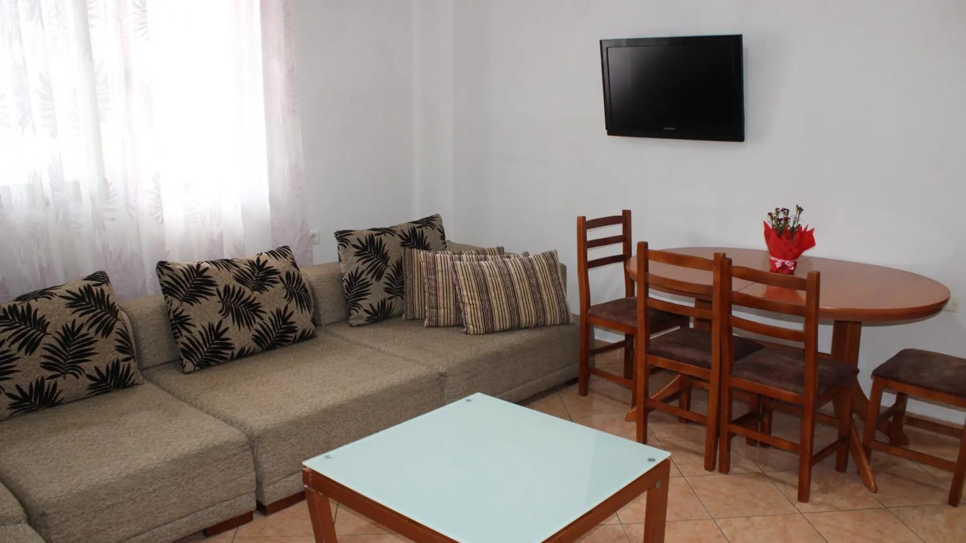 Haus Family Apartment Tirana Albania